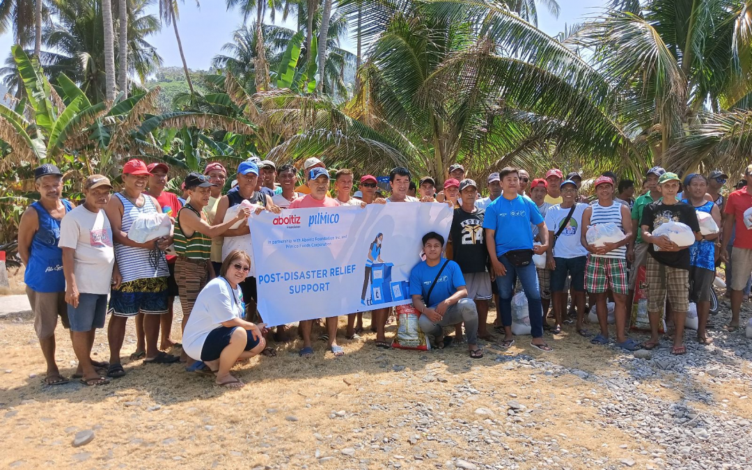 Pilmico and Aboitiz Foundation provide assistance to community affected by oil spill in Oriental Mindoro